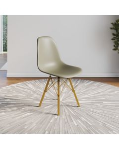 Cadeira Eames Estilo Moderno em Ferro Dourado com Assento Fendi