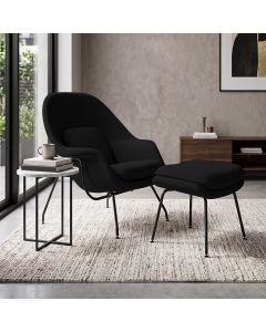 Poltrona Womb Chair com Puff Linho Base Preta Linha Premium Leitura Relaxamento Sala Moderna - Preto